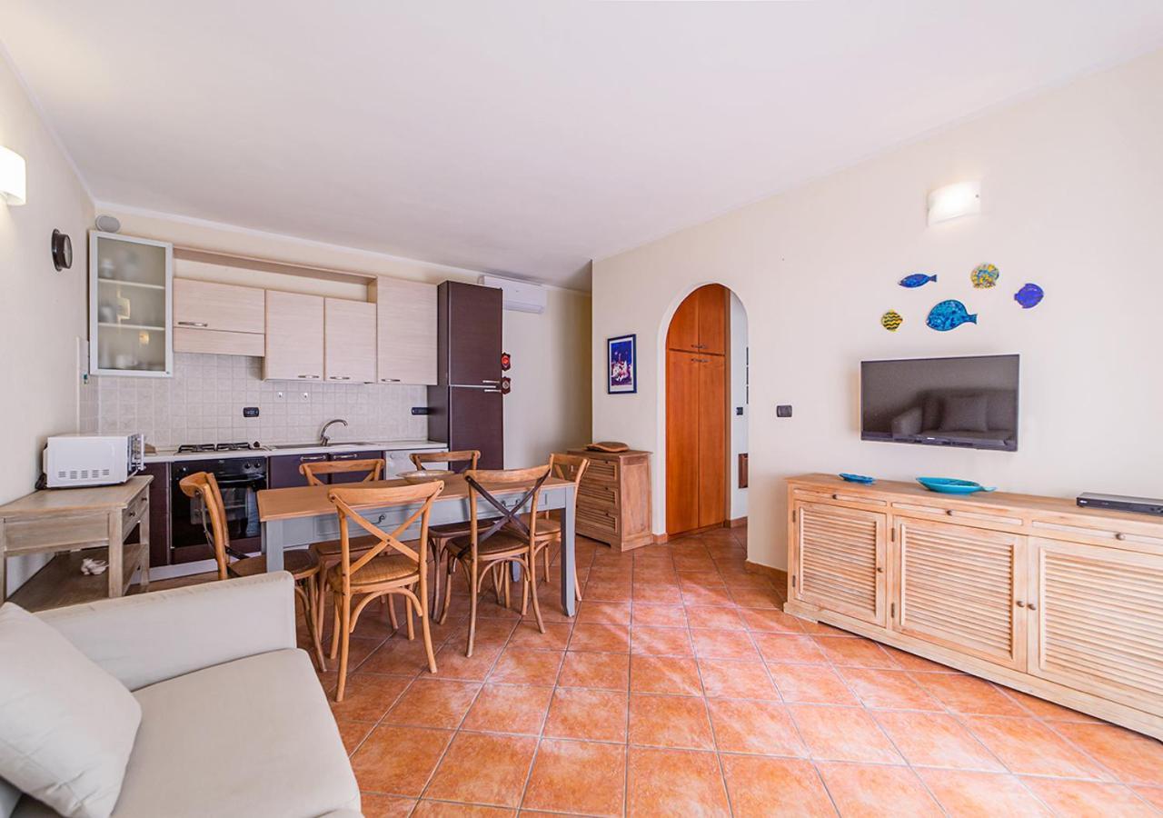 Murphy Holiday Home - Le Residenze Di Padule 02 La Maddalena  Exterior photo